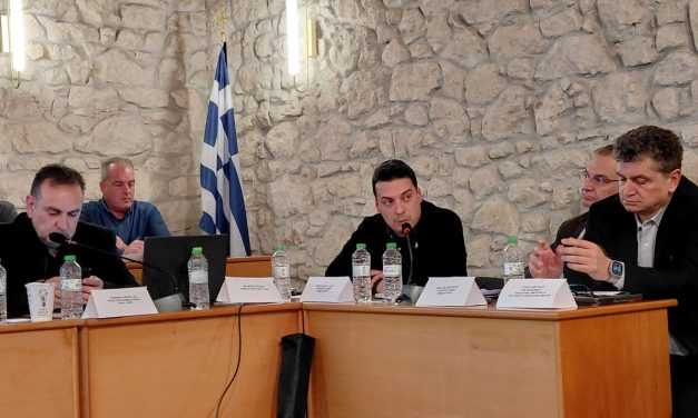 ΕΠΙΜΕΛΗΤΗΡΙΟ ΧΑΛΚΙΔΙΚΗΣ_  ΔΤ & ΦΩΤΟ ΑΠΟ ΣΥΝΑΝΤΗΣΗ ΜΕ ΤΟΥΡΙΣΤΙΚΕΣ ΕΠΙΧΕΙΡΗΣΕΙΣ ΚΑΣΣΑΝΔΡΑΣ