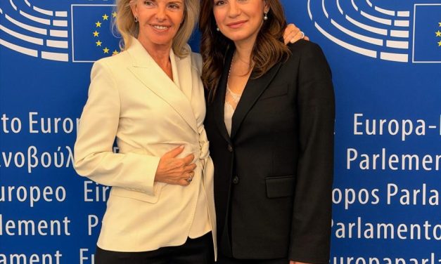 Συνάντηση Όλγας Κεφαλογιάννη με την Ευρωβουλευτή και Πρόεδρο της Επιτροπής Μεταφορών και Τουρισμού (TRAN) κα Ελίζα Βόζεμπεργκ