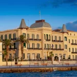Το Poseidonion Grand Hotel υποδέχεται τη νέα σεζόν, ανανεώνοντας την εμπειρία φιλοξενίας στις Σπέτσες