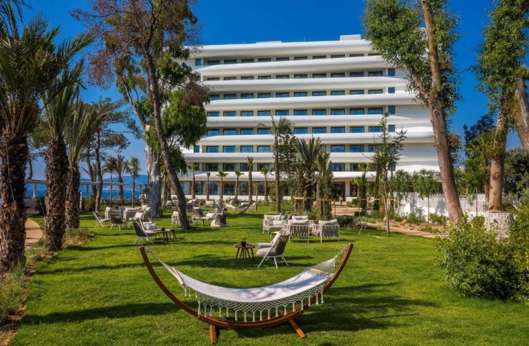 Isla Brown Corinthia: Αποδράσεις & Γαστρονομία